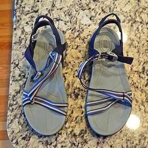 Teva womens hiking Sandra